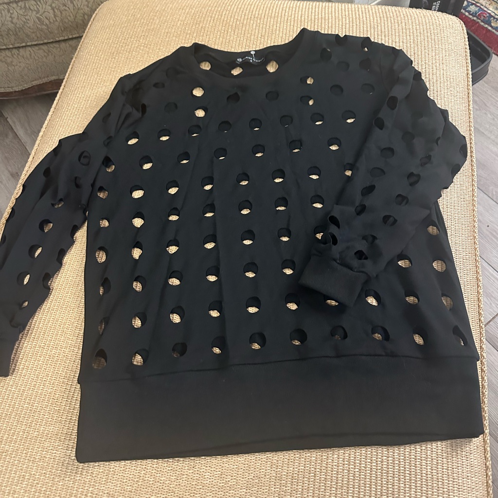 91 Brand New Fashion To Figure Stylish Black Cutout Womens Top